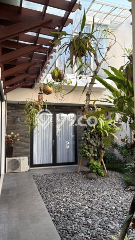 Dijual Rumah Luas Elegan Dengan View Cantik di Ubung, Denpasar Dijual Rumah Luas Elegan Dengan View Cantik di Ubung, Denpasar