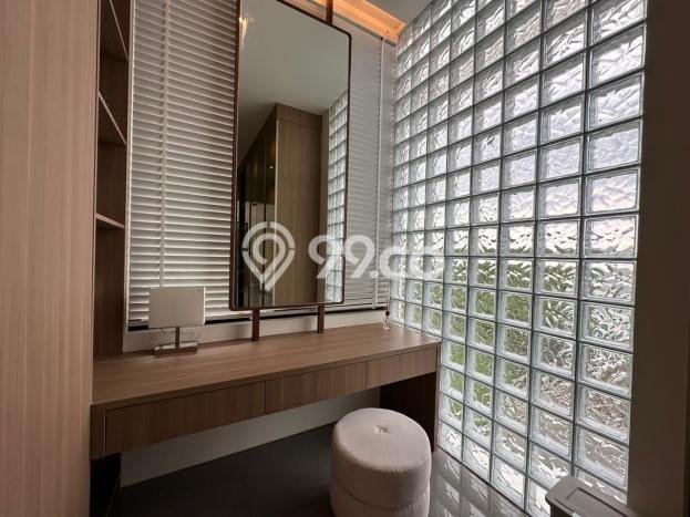 Vila di , Area 315m2m², Lokasi Strategis Vila di , Area 315m2m², Lokasi Strategis