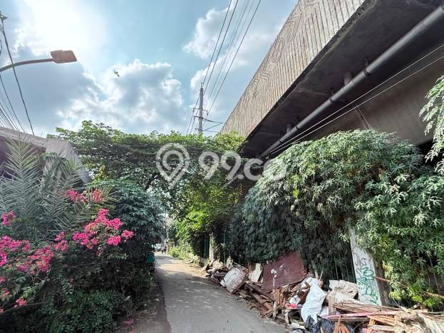 Jarang Ada! Tanah di Menteng Punya Luas 1004m2 SHM Jarang Ada! Tanah di Menteng Punya Luas 1004m2 SHM