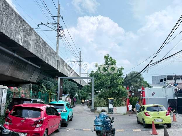 Jarang Ada! Tanah di Menteng Punya Luas 1004m2 SHM Jarang Ada! Tanah di Menteng Punya Luas 1004m2 SHM