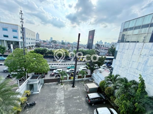 Lokasi Strategis! Dijual Kantor Bisnis di Mampang Prapatan, Jakarta Selatan Kondisi Baik Lokasi Strategis! Dijual Kantor Bisnis di Mampang Prapatan, Jakarta Selatan Kondisi Baik