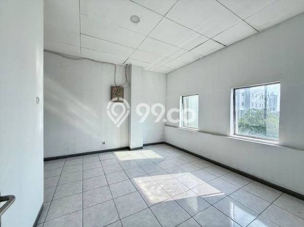 Lokasi Strategis! Dijual Kantor Bisnis di Mampang Prapatan, Jakarta Selatan Kondisi Baik Lokasi Strategis! Dijual Kantor Bisnis di Mampang Prapatan, Jakarta Selatan Kondisi Baik