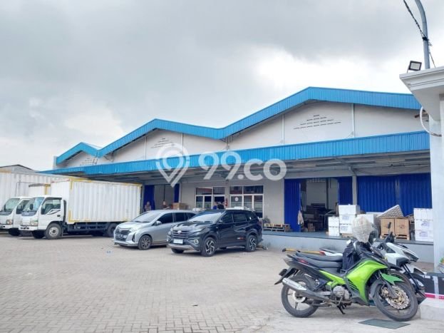 Untuk Dijual Gudang di Cakung Jakarta Timur LT 2750m2 / LB 1500m2 Untuk Dijual Gudang di Cakung Jakarta Timur LT 2750m2 / LB 1500m2