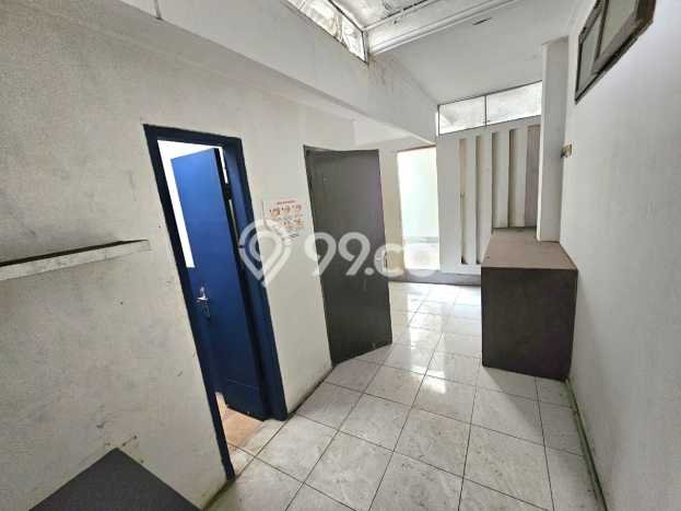 Gudang Kawasan Rawamangun, Luas 100m2m², Lokasi Bisnis, Disewakan Gudang Kawasan Rawamangun, Luas 100m2m², Lokasi Bisnis, Disewakan