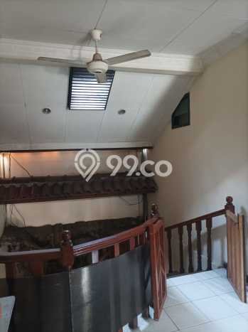 Rumah Eksklusif Siap Huni LT 326m2 di Duren Sawit, Jakarta Timur Rumah Eksklusif Siap Huni LT 326m2 di Duren Sawit, Jakarta Timur
