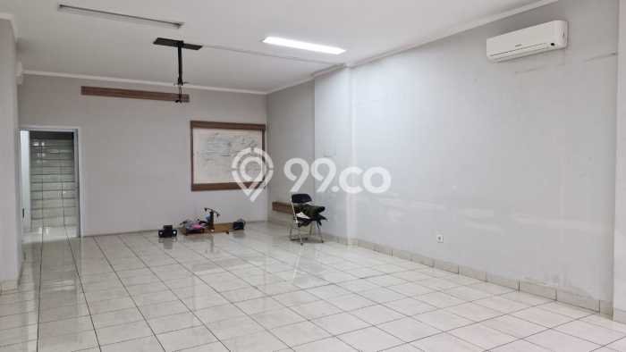 Disewakan Ruko di Pusat Kota Bekasi Ramai Strategis Disewakan Ruko di Pusat Kota Bekasi Ramai Strategis