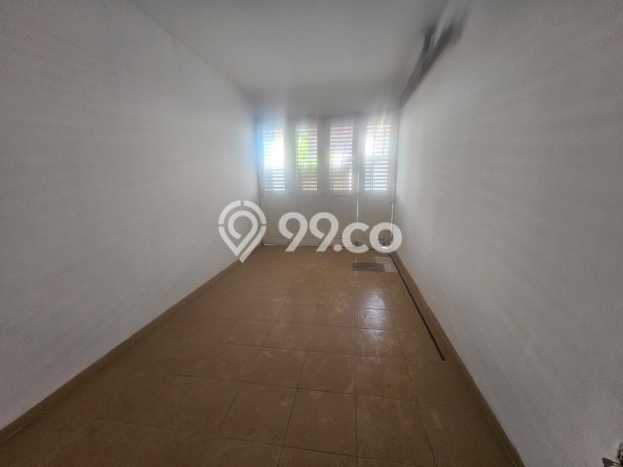 Lokasi strategis! Rumah siap huni disewakan di Cakung LB 180m2 Lokasi strategis! Rumah siap huni disewakan di Cakung LB 180m2