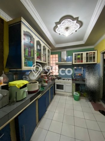 Rumah Strategis Modern Lb 185m2 di Cimahi Utara, Cimahi Rumah Strategis Modern Lb 185m2 di Cimahi Utara, Cimahi
