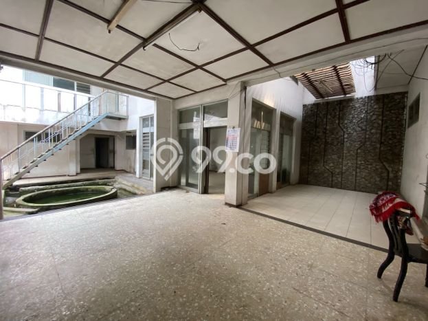 Disewakan! Rumah 11 Kamar Tidur &
5 Kamar Mandi di Pajajaran, Bandung Disewakan! Rumah 11 Kamar Tidur &
5 Kamar Mandi di Pajajaran, Bandung