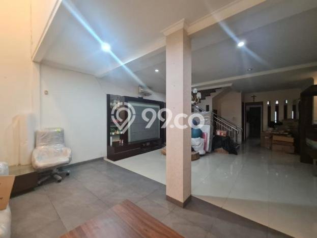 Ready to Use! Premium House LT 400m2 Desain Modern di Singgasana Ready to Use! Premium House LT 400m2 Desain Modern di Singgasana