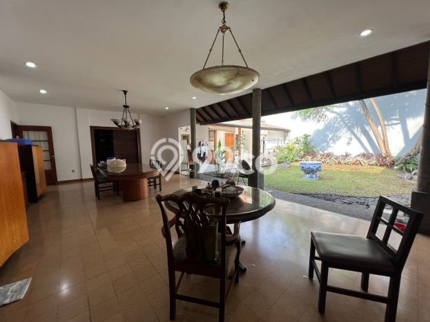 Jual Rumah Mewah Elegan Dengan View Eksklusif di Cipaganti, Bandung Jual Rumah Mewah Elegan Dengan View Eksklusif di Cipaganti, Bandung