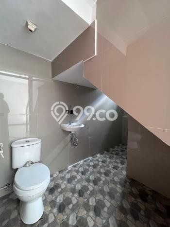 Dijual Hunian Rumah Terawat 3 KT di Cikutra, Bandung Dijual Hunian Rumah Terawat 3 KT di Cikutra, Bandung
