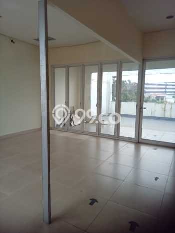 Ruko Dijual di Bandung LT 198m2 & LB 320m2 Lokasi Terbaik! Ruko Dijual di Bandung LT 198m2 & LB 320m2 Lokasi Terbaik!
