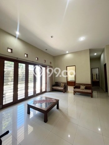 For Sale! Luxury House LT 720m2 Desain Modern di Gunung Batu For Sale! Luxury House LT 720m2 Desain Modern di Gunung Batu