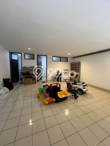 Rumah 4 Kamar Tidur Desain Minimalis di , Dekat Pusat Kota, Bandung Rumah 4 Kamar Tidur Desain Minimalis di , Dekat Pusat Kota, Bandung