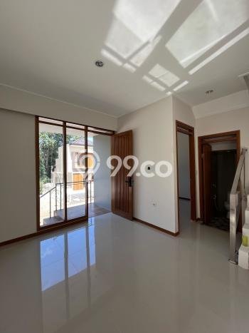 Dijual Hunian Rumah Terawat 3 KT di Cikutra, Bandung Dijual Hunian Rumah Terawat 3 KT di Cikutra, Bandung