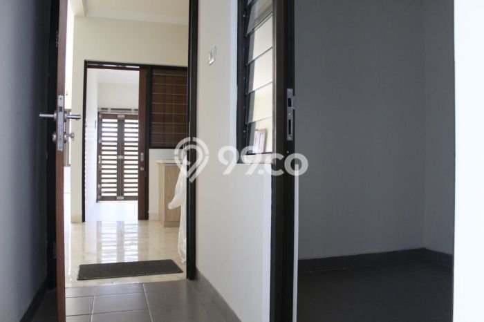 For Sale! Luxury House LT 139m2 Desain Elegan di Pondok Indah For Sale! Luxury House LT 139m2 Desain Elegan di Pondok Indah