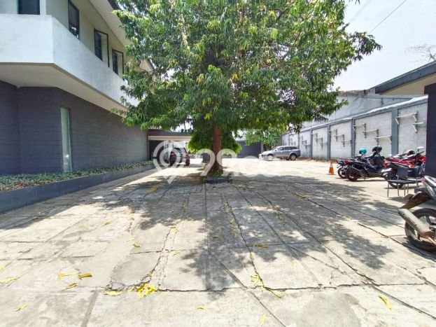 Komersial Kawasan Strategis di Mampang Prapatan, Luas 1848m², Mainroad Komersial Kawasan Strategis di Mampang Prapatan, Luas 1848m², Mainroad