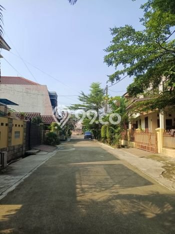 Dijual Komersial di Pamulang Tangerang Selatan LT 200m2 / LB 170m2 Dijual Komersial di Pamulang Tangerang Selatan LT 200m2 / LB 170m2