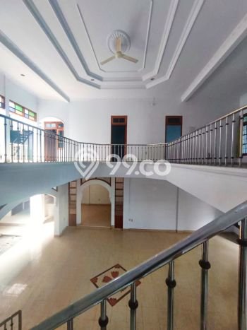Siap Huni Rumah Mewah 4 Kamar di Kebayoran Baru Dekat ke Mana Pun Siap Huni Rumah Mewah 4 Kamar di Kebayoran Baru Dekat ke Mana Pun