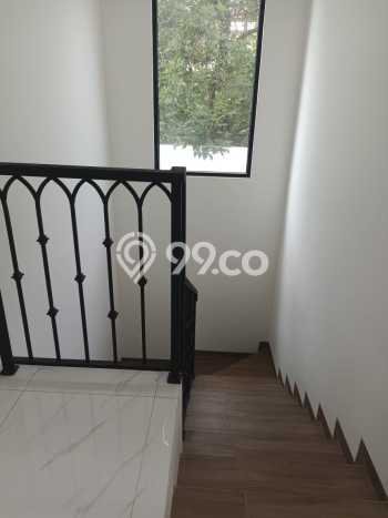 Dijual Rumah Mewah Megah Dengan View Eksklusif di Lebak Bulus, Jakarta Selatan Dijual Rumah Mewah Megah Dengan View Eksklusif di Lebak Bulus, Jakarta Selatan