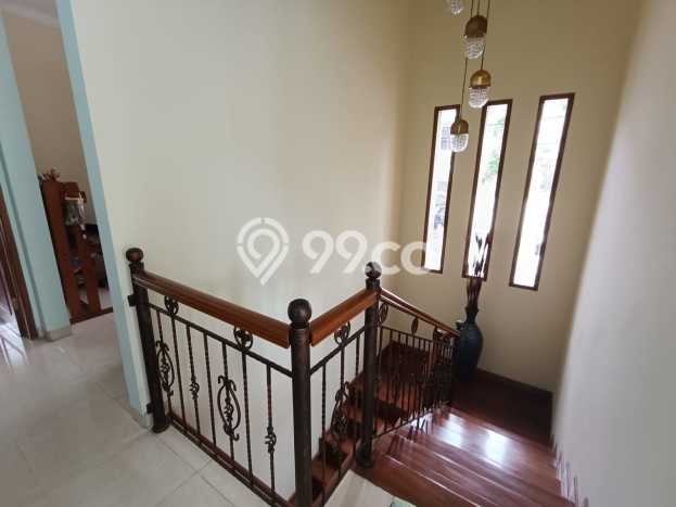 Jual Rumah Luas Elegan Dengan View Eksklusif di Setra Indah, Bandung Jual Rumah Luas Elegan Dengan View Eksklusif di Setra Indah, Bandung