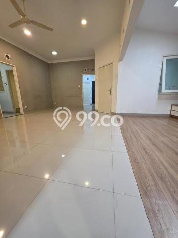 For Sale! Luxury House LT 180m2 Desain Elegan di Mekar Wangi For Sale! Luxury House LT 180m2 Desain Elegan di Mekar Wangi