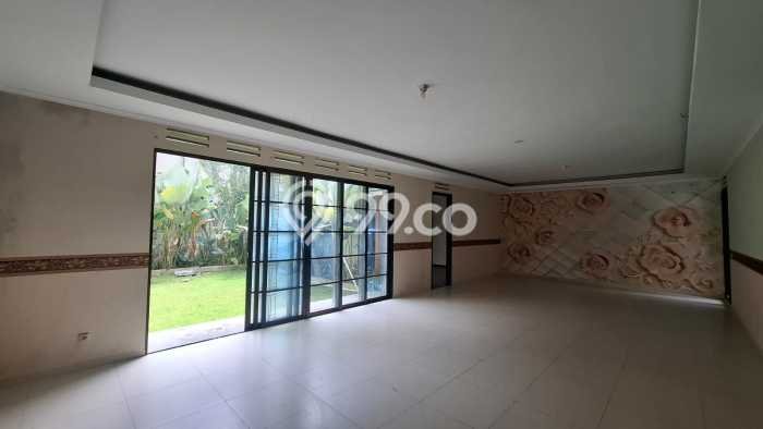 Rumah Mewah LB 336m2 Siap Pakai Desain Elegan di Kota Baru Parahyangan, Bandung Rumah Mewah LB 336m2 Siap Pakai Desain Elegan di Kota Baru Parahyangan, Bandung