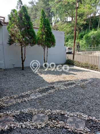 Rumah Modern 2 Lantai di Setiabudi Regency Rumah Modern 2 Lantai di Setiabudi Regency