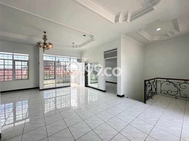 Rumah Minimalis 4 KT di Taman Kopo Indah Bandung Unfurnished Rumah Minimalis 4 KT di Taman Kopo Indah Bandung Unfurnished