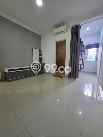 For Sale! Luxury House LT 180m2 Desain Elegan di Mekar Wangi For Sale! Luxury House LT 180m2 Desain Elegan di Mekar Wangi
