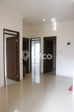 PROMO SPESIAL! Jual Rumah Premium area Cimahi, Bandung, Luas Tanah 180m² Luas Bangunan 220m² PROMO SPESIAL! Jual Rumah Premium area Cimahi, Bandung, Luas Tanah 180m² Luas Bangunan 220m²