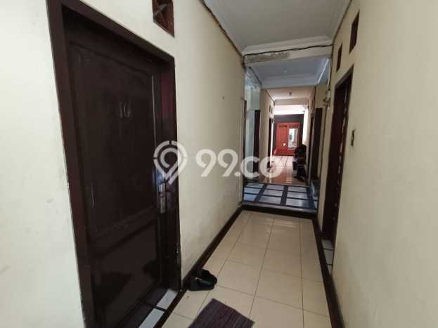 Rumah Elit LB 800m2 Siap Pakai Desain Elegan di Cipedes, Bandung Rumah Elit LB 800m2 Siap Pakai Desain Elegan di Cipedes, Bandung