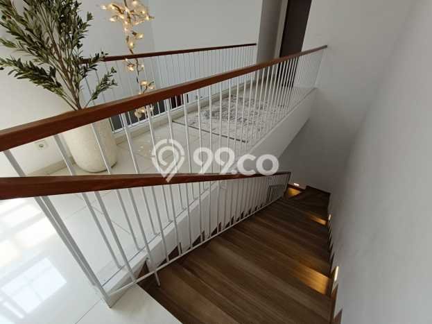Rumah Elit Modern Siap Huni di Dago Bandung Rumah Elit Modern Siap Huni di Dago Bandung