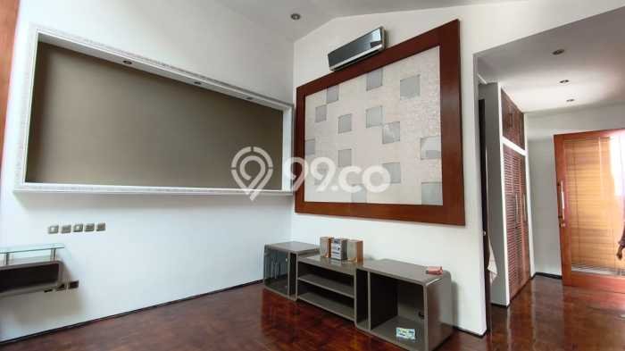 Hunian Mewah Siap Huni LT 185m2 di Coblong, Bandung Hunian Mewah Siap Huni LT 185m2 di Coblong, Bandung