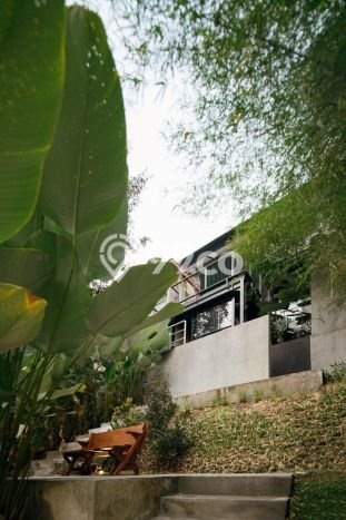 Rumah Minimalis 2 KT di Dago Bandung Full Furnished Rumah Minimalis 2 KT di Dago Bandung Full Furnished