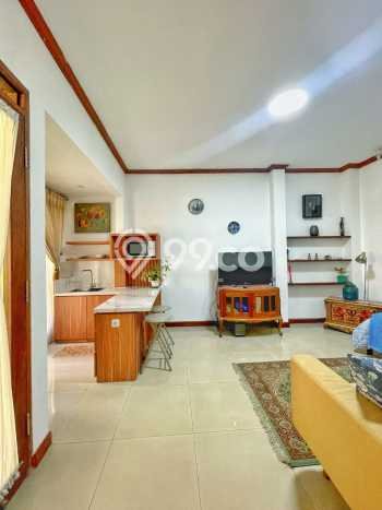Rumah Asri LB 600m² View Danau di Geger Kalong, Bandung Rumah Asri LB 600m² View Danau di Geger Kalong, Bandung