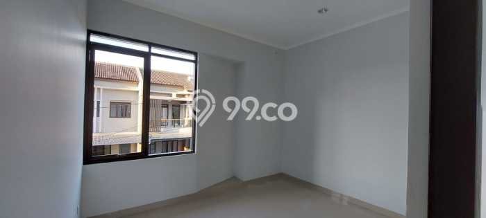 Jual Rumah Strategis Bagus Punya 3 KT di Antapani Bandung SHM Jual Rumah Strategis Bagus Punya 3 KT di Antapani Bandung SHM