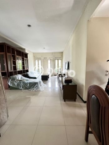 HOT DEAL! Rumah Premium area , Bandung, LT 332m2m² LB 400m2m² HOT DEAL! Rumah Premium area , Bandung, LT 332m2m² LB 400m2m²