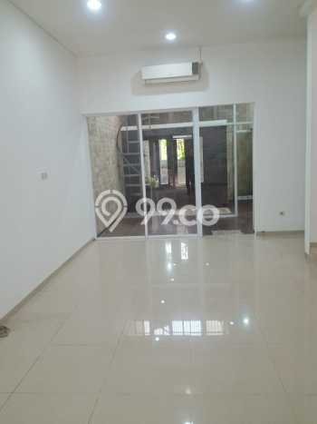 Dijual Rumah Eksklusif 3 KT di Setra Duta, Bandung Dijual Rumah Eksklusif 3 KT di Setra Duta, Bandung