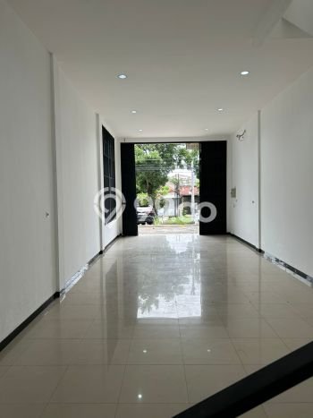 Unit Ruko disewakan di Semarang Barat Semarang dengan LT 160m2 / LB 160m2 Unit Ruko disewakan di Semarang Barat Semarang dengan LT 160m2 / LB 160m2