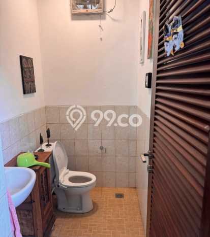 For Sale! Vila Kawasan , Area 460m2m², Lokasi Premium For Sale! Vila Kawasan , Area 460m2m², Lokasi Premium