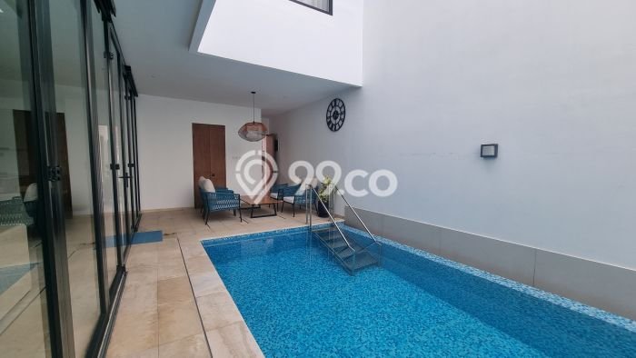 Vila Strategis Kawasan , Dimensi 211m2m², Lokasi Strategis dengan akses bagus Vila Strategis Kawasan , Dimensi 211m2m², Lokasi Strategis dengan akses bagus
