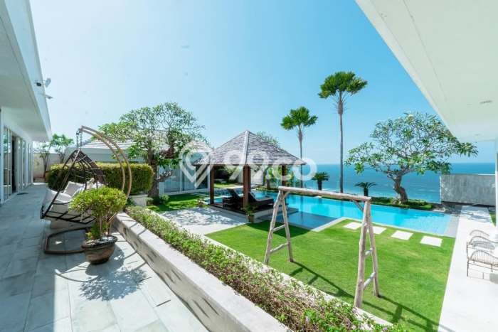 Vila Kawasan , Luas 1330m2m², Lokasi Strategis Vila Kawasan , Luas 1330m2m², Lokasi Strategis
