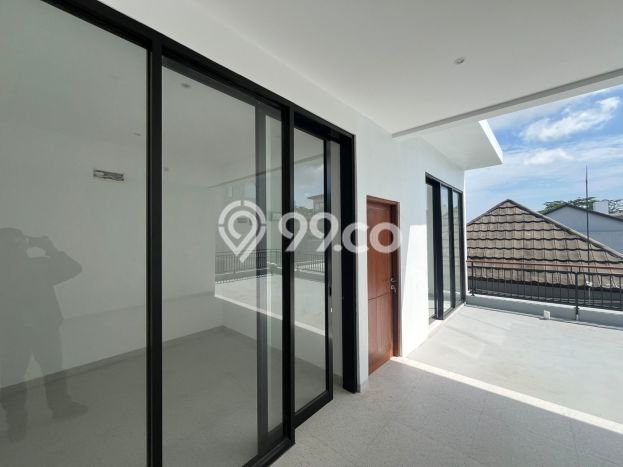 FOR SALE! Vila di , Luas 172m2m², Akses Mudah Fasilitas Umum FOR SALE! Vila di , Luas 172m2m², Akses Mudah Fasilitas Umum