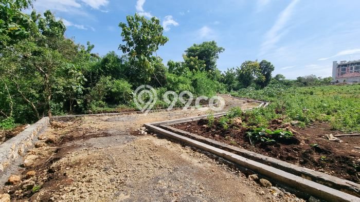LOKASI PREMIUM! Tanah Kawasan Nusa Dua, Luas 183m², Tepi Jalan Raya LOKASI PREMIUM! Tanah Kawasan Nusa Dua, Luas 183m², Tepi Jalan Raya