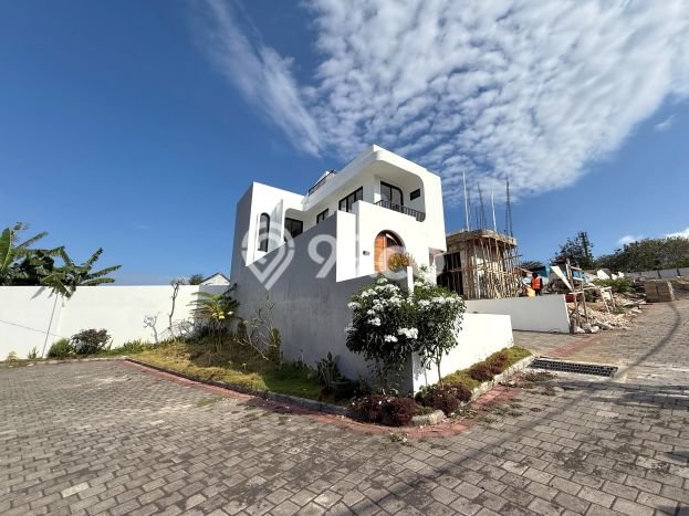 Vila Kawasan , Luas 150m2m², Lingkungan Tenang untuk tempat tinggal Vila Kawasan , Luas 150m2m², Lingkungan Tenang untuk tempat tinggal
