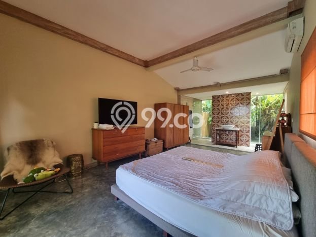 INVESTASI POTENSIAL! Vila Kawasan , Area 428m2m², Lokasi Prima INVESTASI POTENSIAL! Vila Kawasan , Area 428m2m², Lokasi Prima