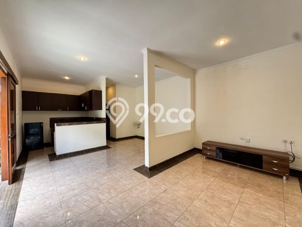 Vila Strategis di , Luas 0m2m², Tersedia Sekarang Vila Strategis di , Luas 0m2m², Tersedia Sekarang