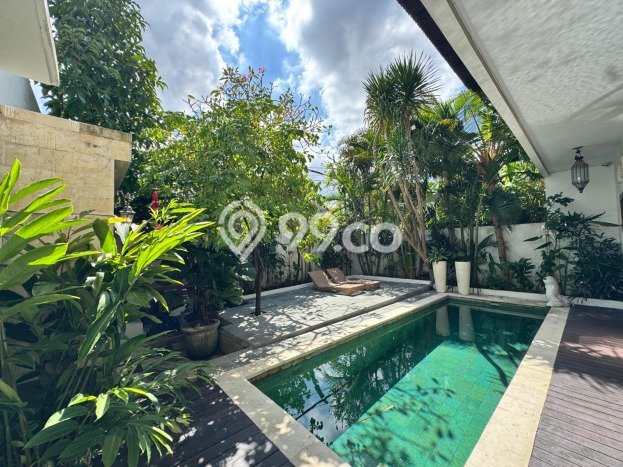Vila di , Area 200m2m², Posisi Strategis Vila di , Area 200m2m², Posisi Strategis